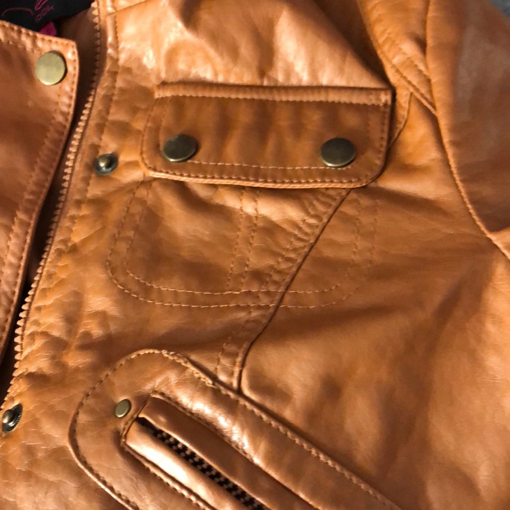 Brown jacket - Picture 5 of 7